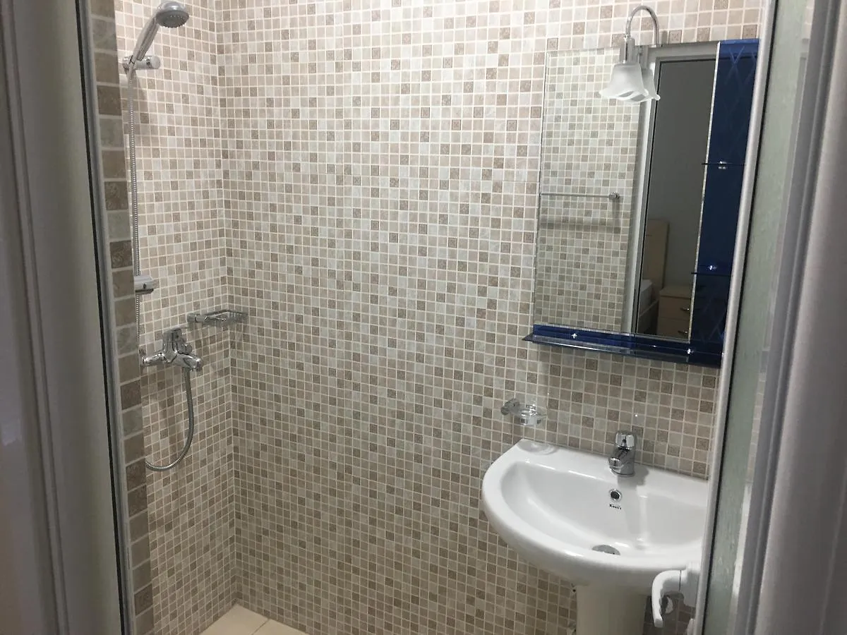 Rent Rooms Kapri Pogradec Aparthotel